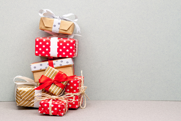 Best 5 Gift Ideas to Give Your Loved Ones This Coming Season
